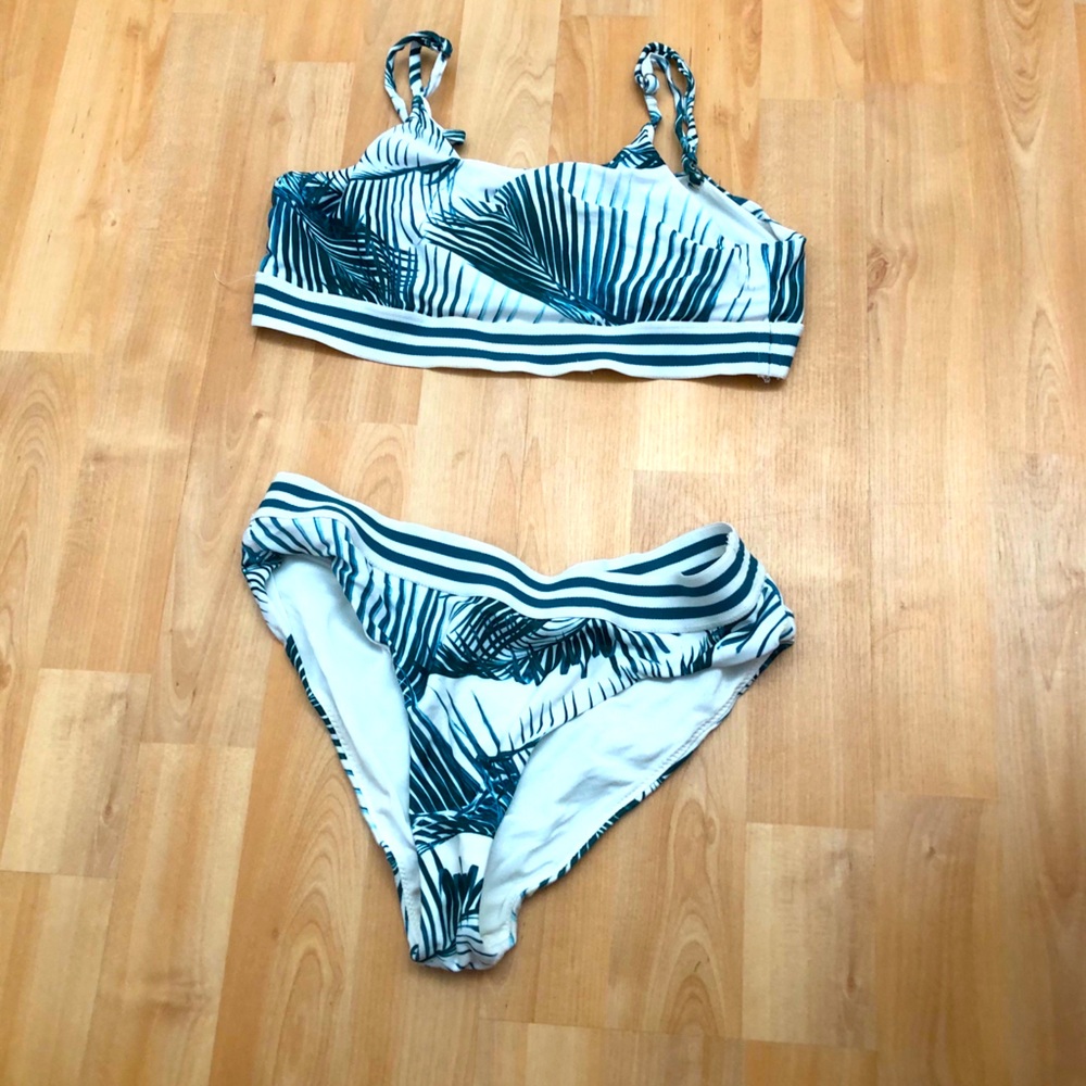 Green banana leaf print bikini